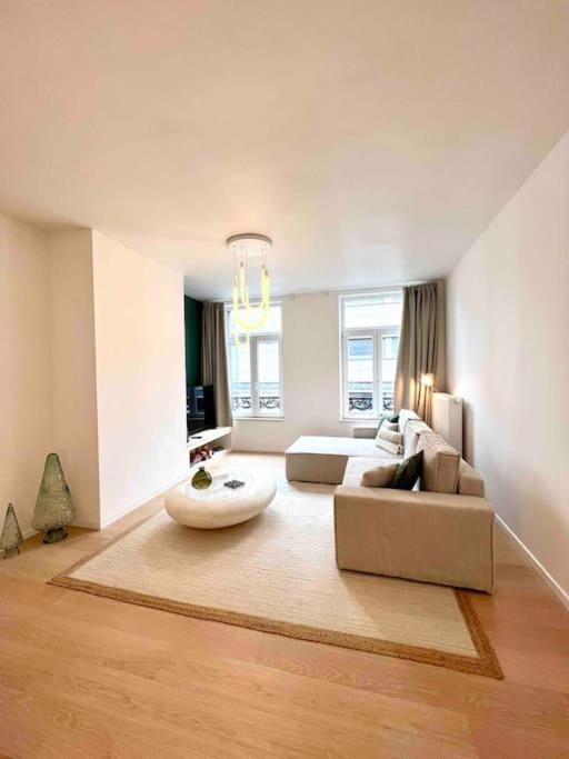 Duplex Chic Et Spacieux - Hypercentre เลียจ ภายนอก รูปภาพ
